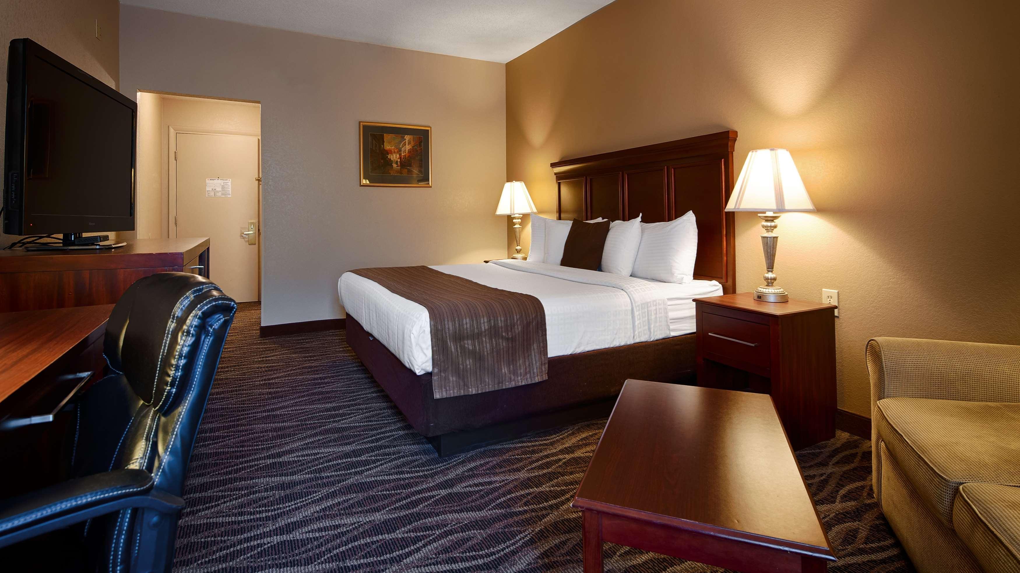 Best Western Plus Russellville Hotel & Suites Exterior foto