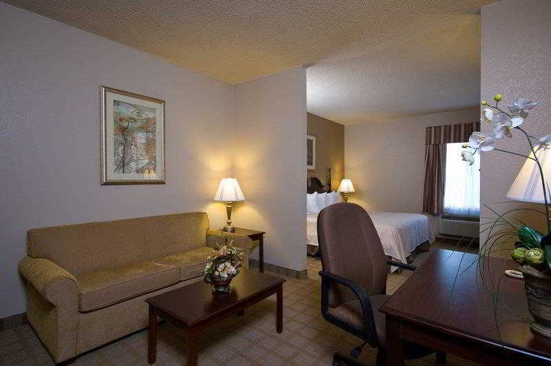 Best Western Plus Russellville Hotel & Suites Habitación foto